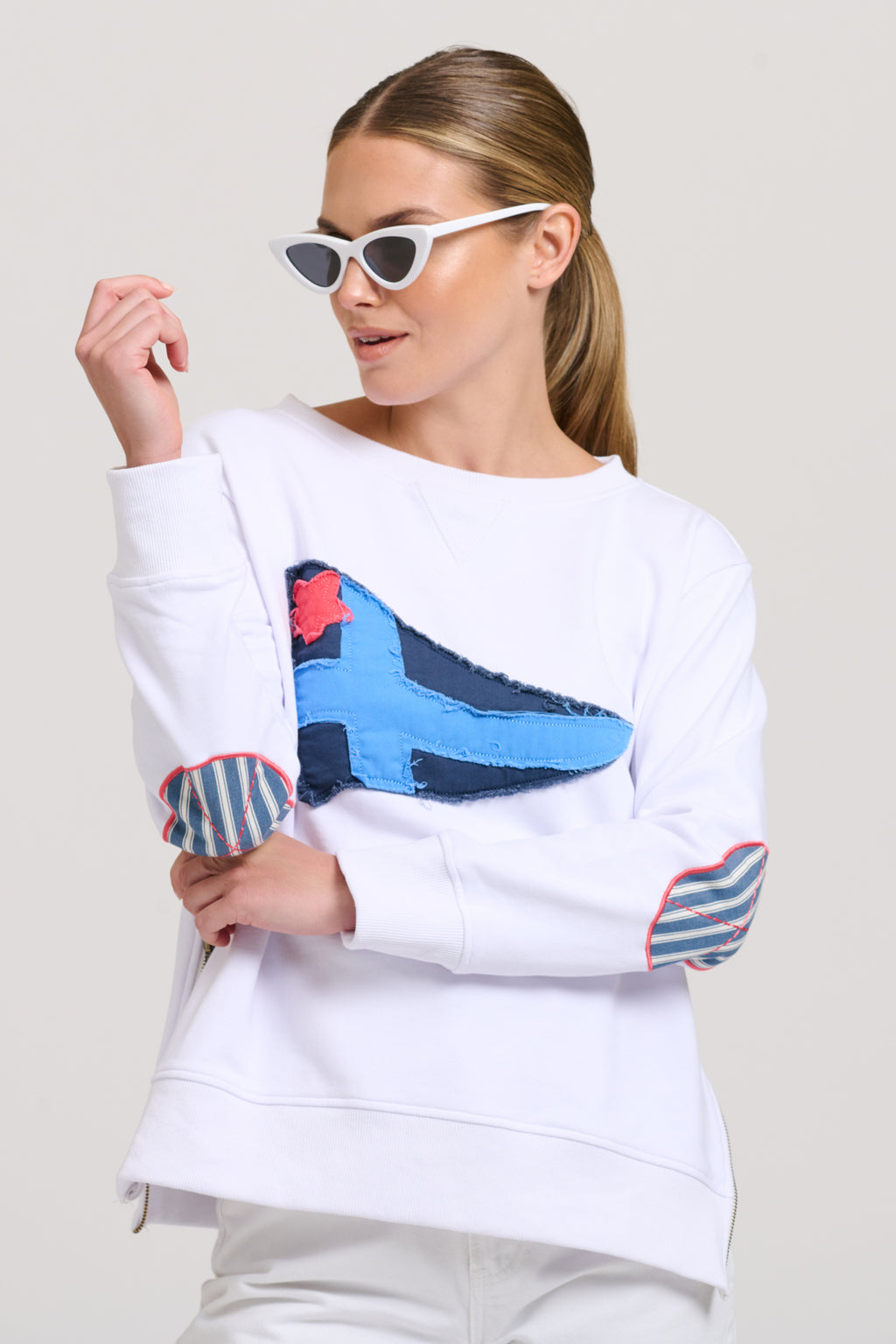 Zippy Classic Zipside Navel Flag Sweatshirt - White / Navy