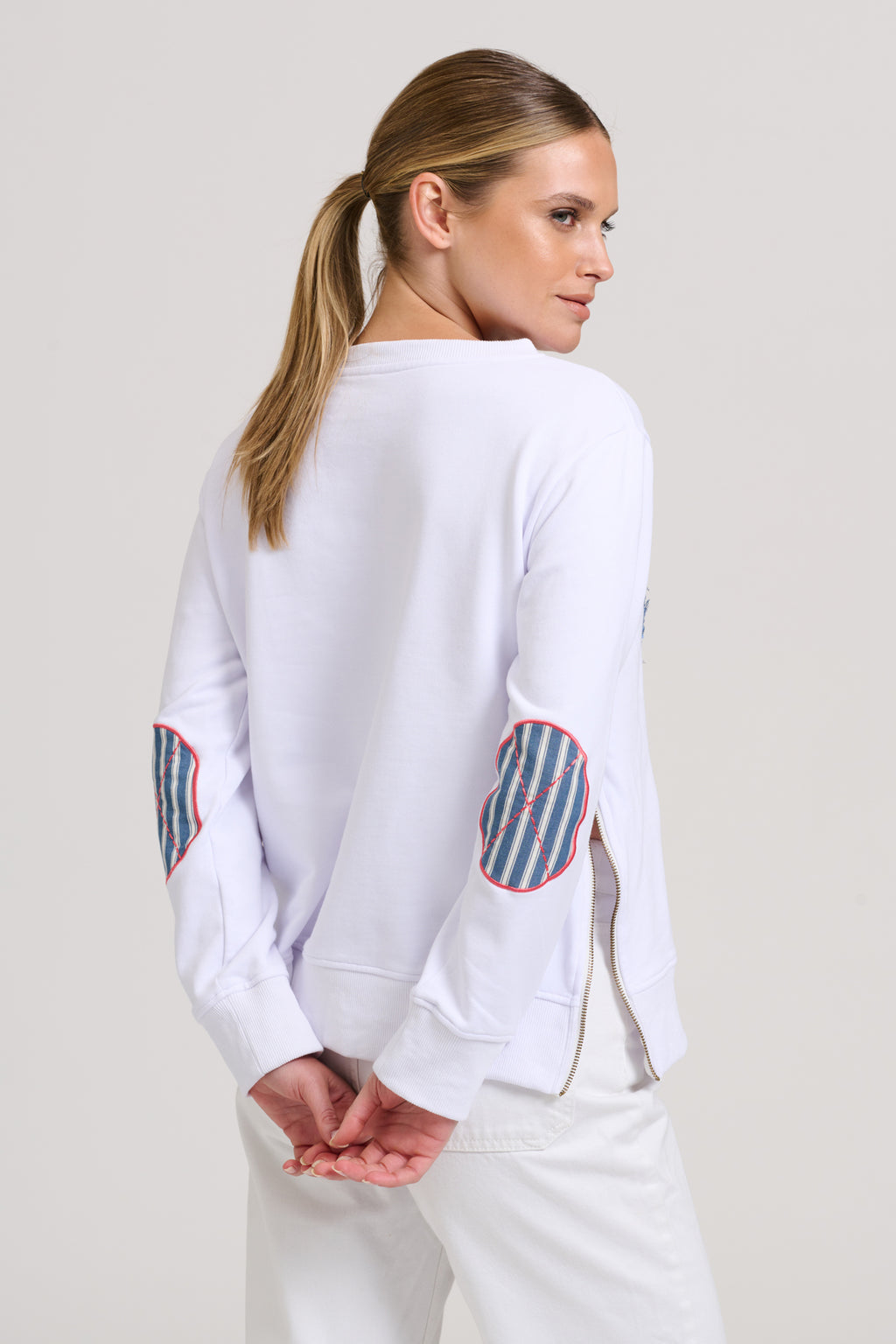 Zippy Classic Zipside Navel Flag Sweatshirt - White / Navy
