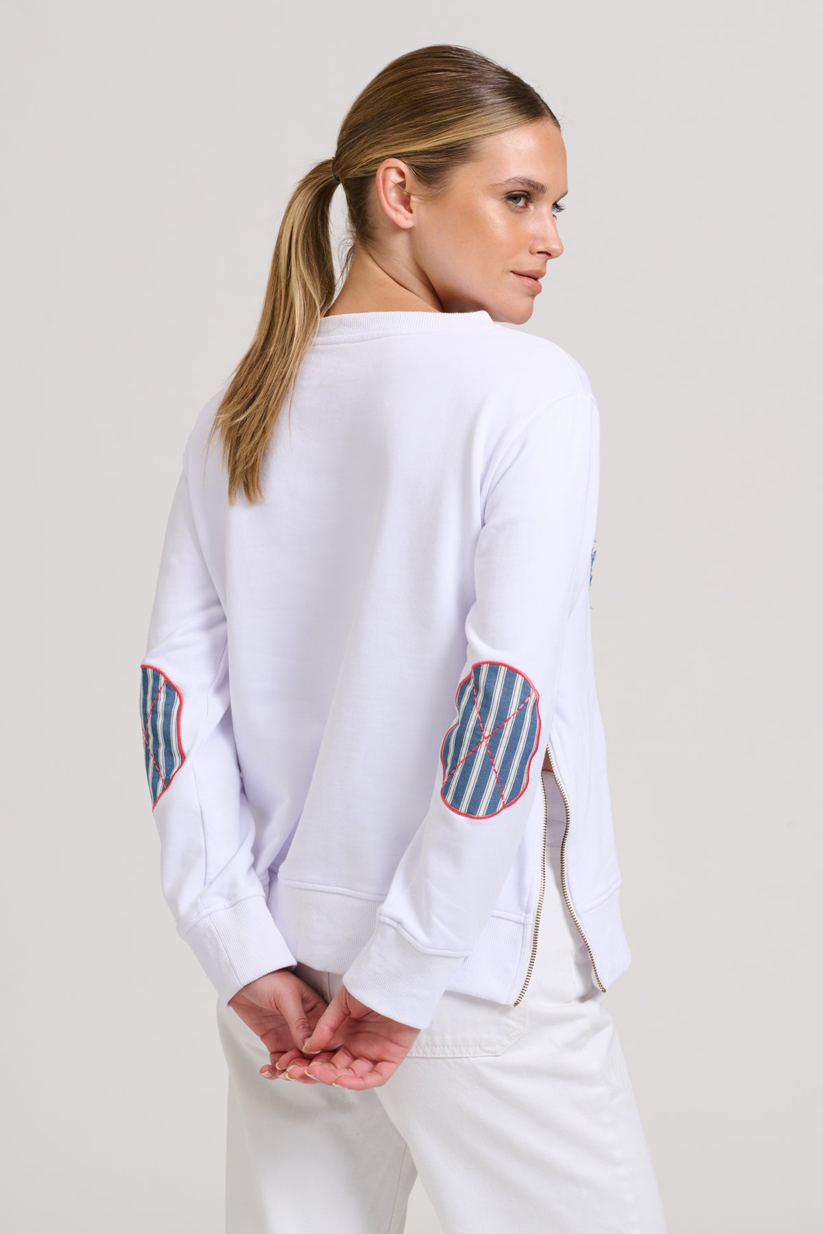 Zippy Classic Zipside Navel Flag Sweatshirt - White / Navy