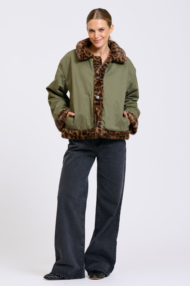 Summit Reverso Jacket - Khaki/Leopard