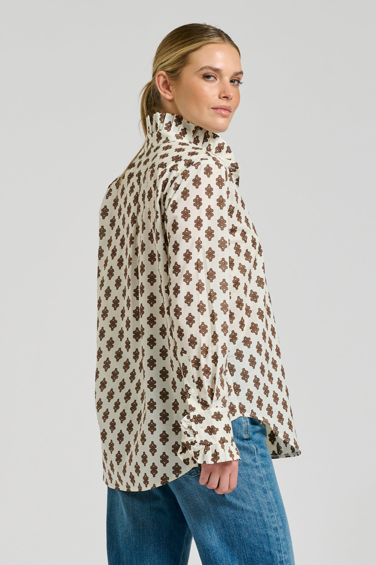 Olivia Classic Frill Collar Shirt - Ivory Double Diamond